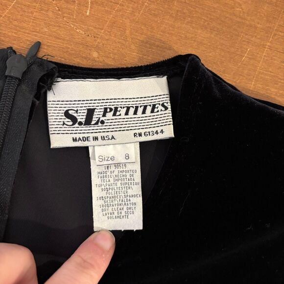 Vintage 8 S.L. Petites Black Velvet Floral 90s Whimsygoth Party Mini Dress LBD - Picture 5 of 8